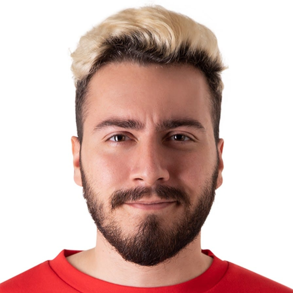 Enes Batur Kariyer Analizi (2025): YouTube Yükselişi, Tartışmalı Dönemler ve Kullanıcı Geri Bildirimleri