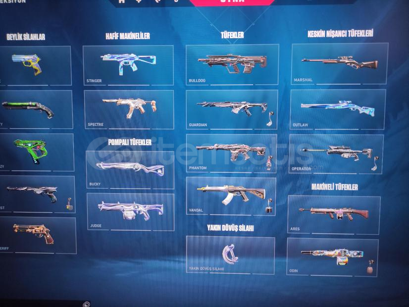 Bıçak al oyna ger silahta skin Bıçak al oyna ger silahta skin