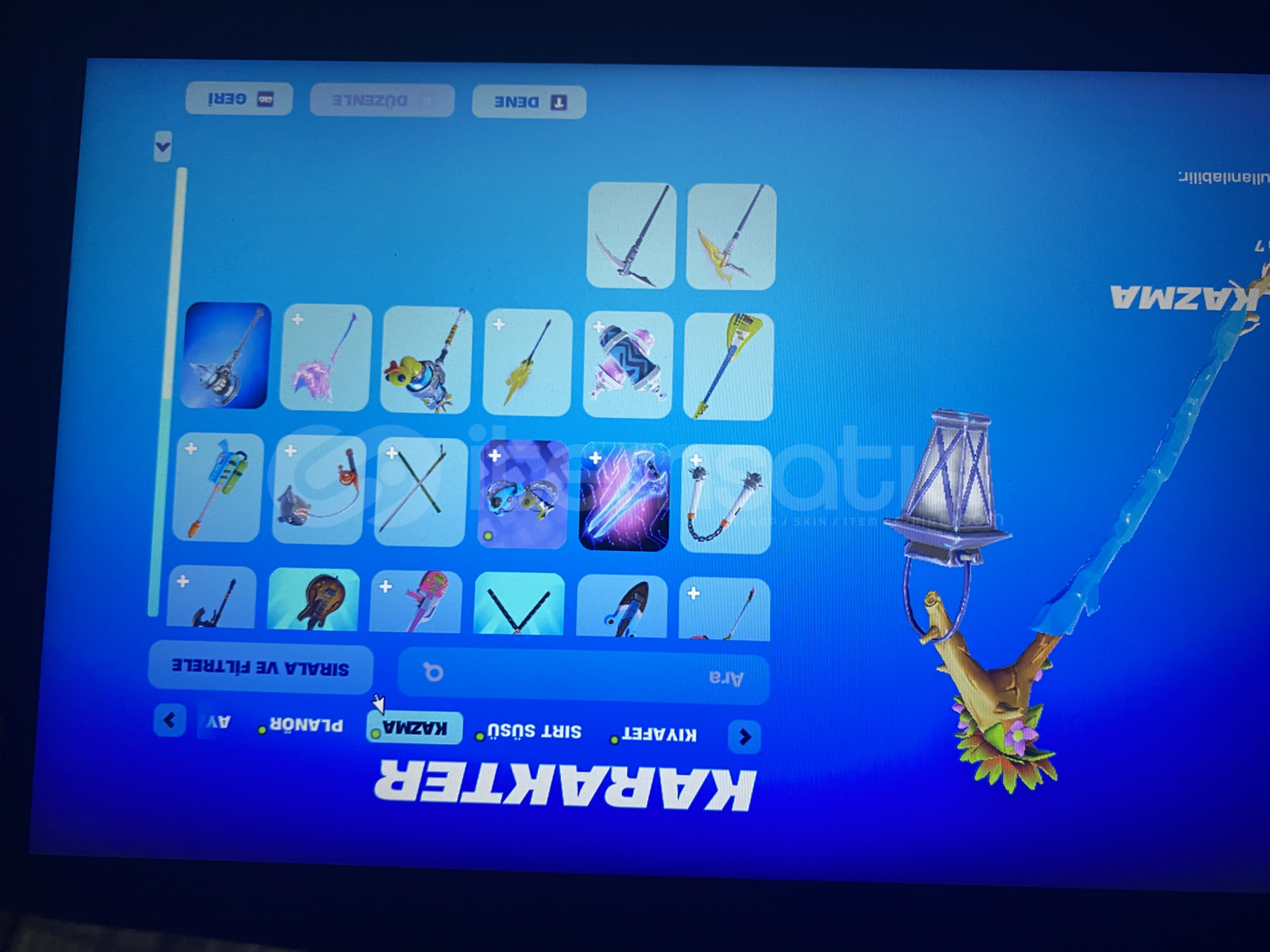 FORTNITE 40 SKINLI HESAP MAILLI FORTNITE 40 SKINLI HESAP MAILLI